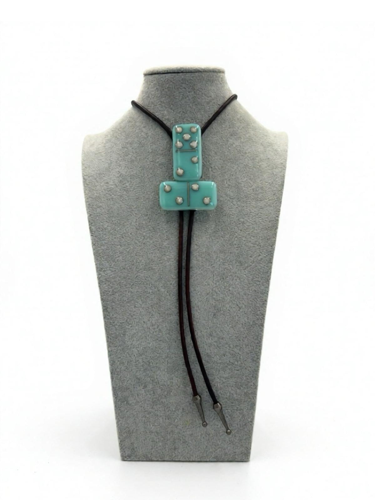 Turquoise / French Vainilla 2 Domino Bolo Tie